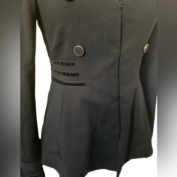 Authentic Marc by Marc Jacob’s Short Vest - Picture 9 of 16